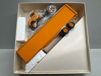 Vintage Winross Yellow Freight Semi Truck & Trailer – NEW in Box – Collectible Model
