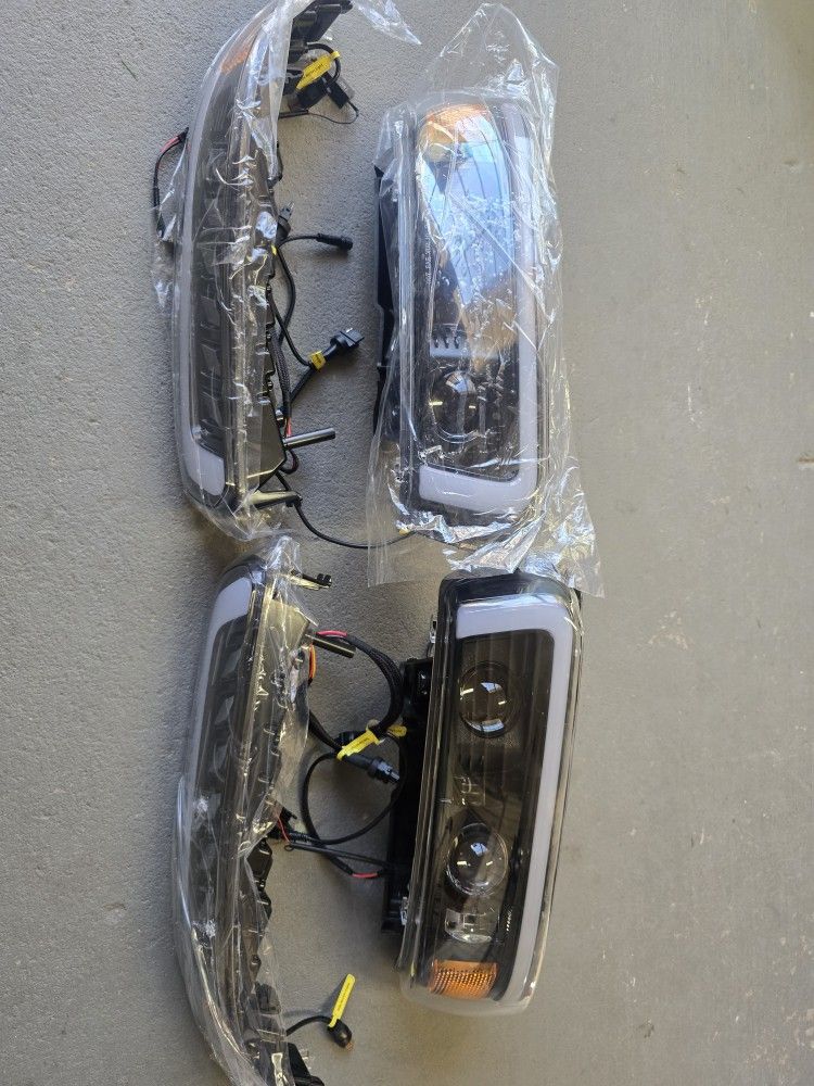 Chevy Silverado/Tahoe Headlights
