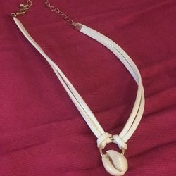 Puka Shell And White Leather Choker