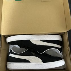 Puma suedes size 6.5