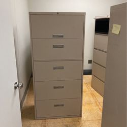 File Cabinet 30 W By 65 H Comes With Key