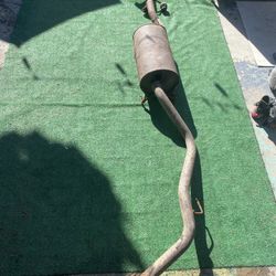 OEM First Gen 00-06 Tundra Exhaust System Parts - Muffler, Tailpipe and Center Pipe