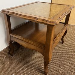 Vintage Sibley’s Side Table. Mid Century Accent Table. Retro End Table