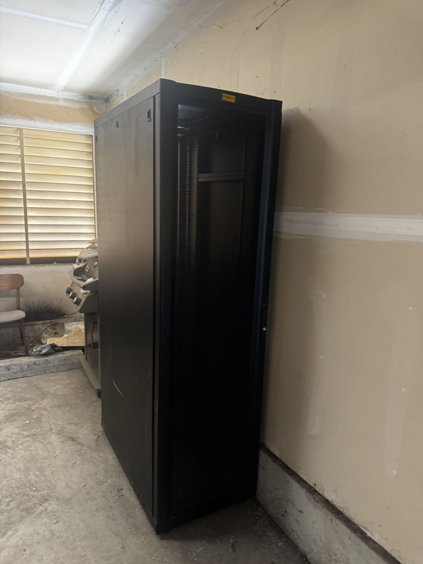 APC Server Rack 42U