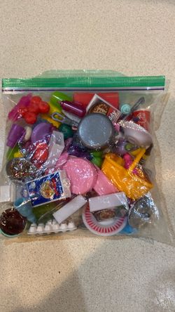Doll house accessories