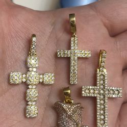 10k Diamond Pendants