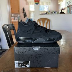 Jordan 4 Retro Black Cat (2025) Size 11