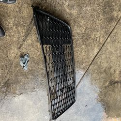 2021 2023 Toyota Sienna Lower Grill
