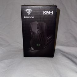 KM-1 Gaming Mouse, Wireless Mouse Gaming Computer Mice USB with Honeycomb Shell