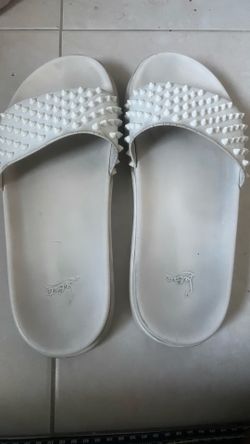 Use Christian louboutin