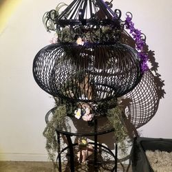 Black Antique Wrought Iron Parrot Cage (DECOR ONLY)