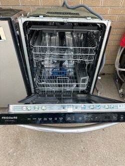 Frigidaire stainless steel dishwasher