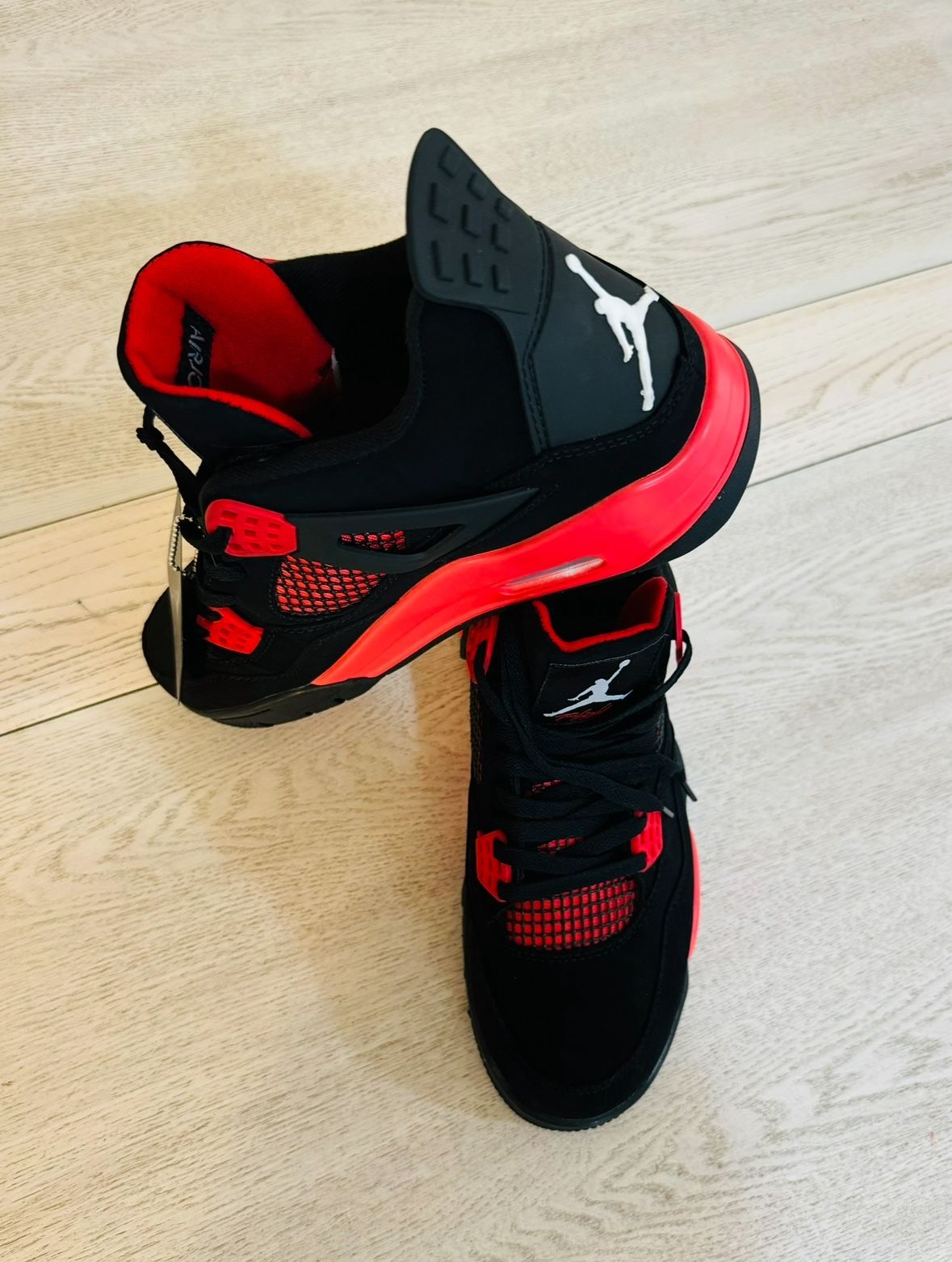 Jordan 4 Red Thunders - Size 11