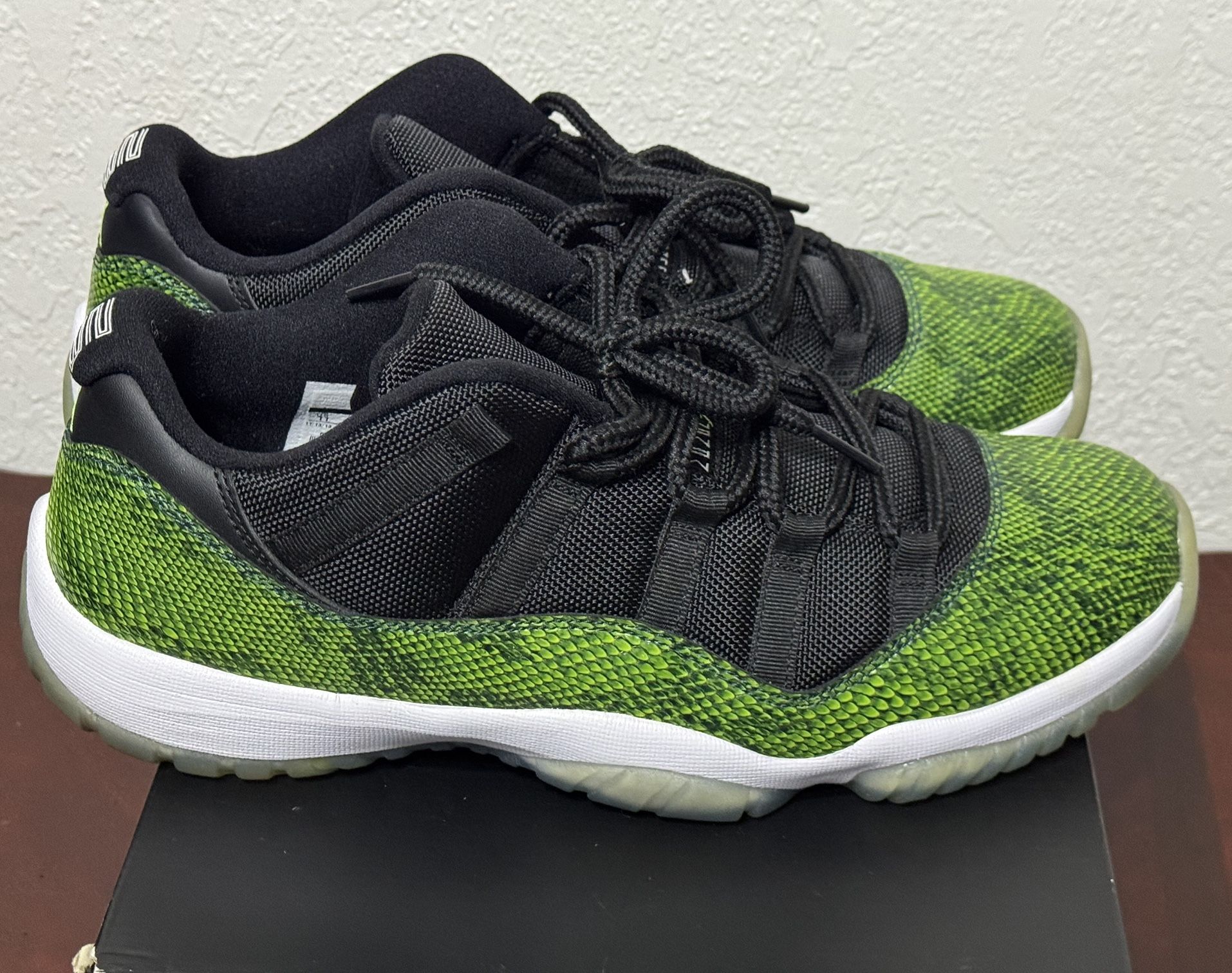 Nike Air Jordan 11 Retro Low Nightshade Green Snakeskin Size 11