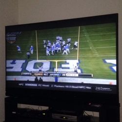 Mitsubishi 82 Inch Tv Good Condition With Surroundsound