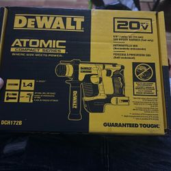 Dewalt Hammwr Drill 