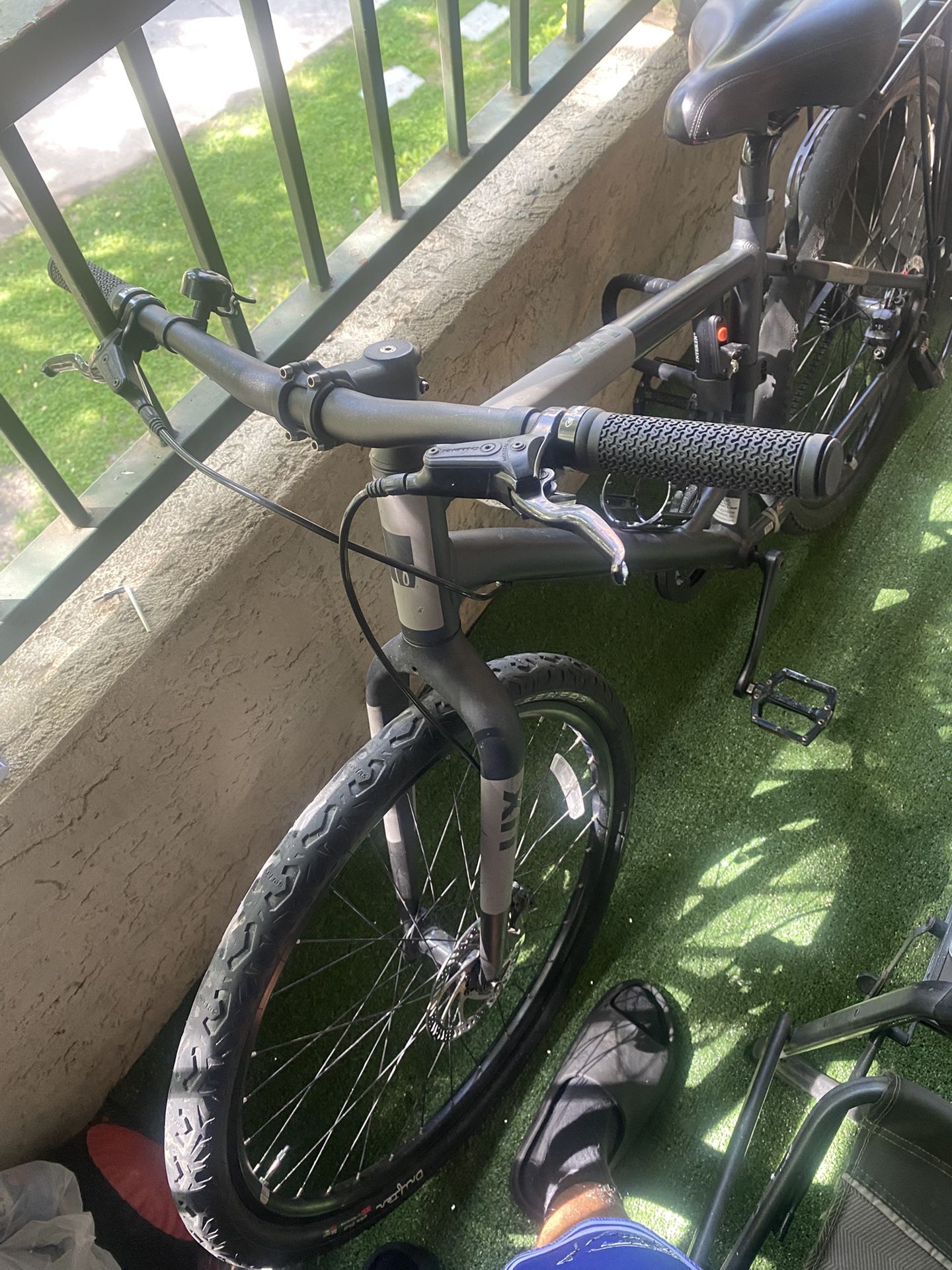 Momentum UK Bike
