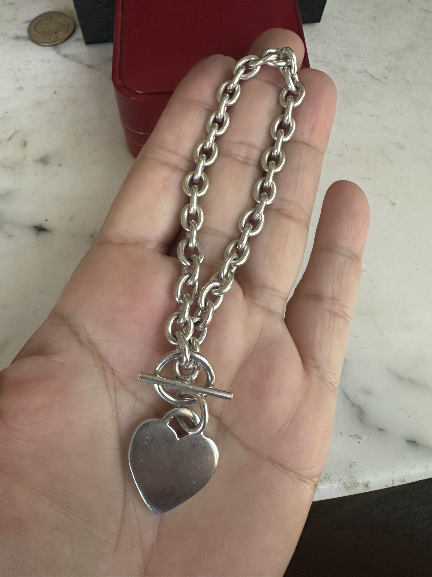 925 Sterling Silver Heart ❤️ Charm Toggle Bracelet , Will Fit 7.5-8 , 29grams , Marked 925 , Very Nice !!