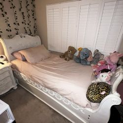 Disney Princess Bedroom Set 4 Pieces 