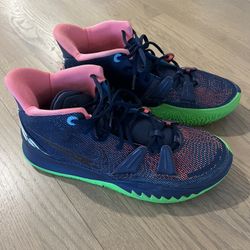 Nike Kyrie 7 Navy Size 11.5