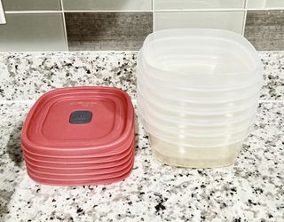 Rubbermaid 6 Tupperware Set 