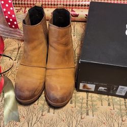 Sorel Women's WEDGE Booties Water Proof! In great Shape!