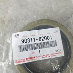 Toyota Front Wheel Barings. Oem Part Number Listed In Picture.