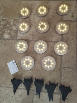 11 Solar Path Lights