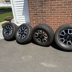 Toyota Tundra Wheels/tires