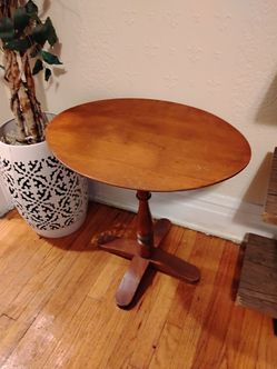 Lamp table