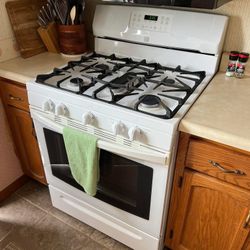 Kenmore Gas Oven range - $100 