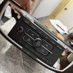Honda Accord  OEM radio 