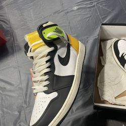 Air Jordan 1 High volt