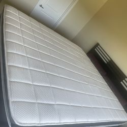 King Mattress Plus 2 Twin Box Spring 