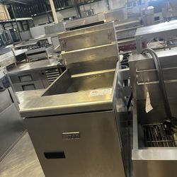 Countertop Pitco Fryer - Natural Gas 