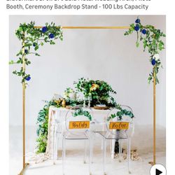 8ft Metal Golden Backdrop