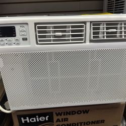 10000btu Windows Ac By TCL Smart WiFi.  Complete Set New In Box With Warranty 