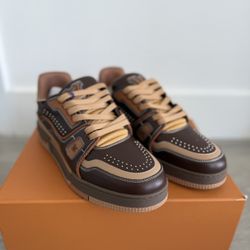 Louis Vuitton Sneaker