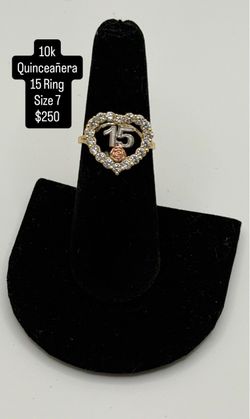 Quinceañera gold ring