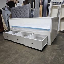 Twin Day Bed And Trundle 