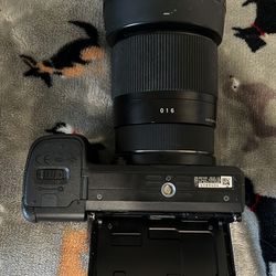 Sony A6400 Broken Flash Hider Otherwise Perfect