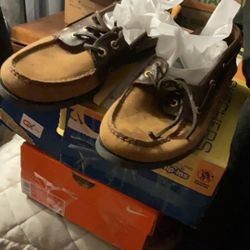 sperry boat shoes