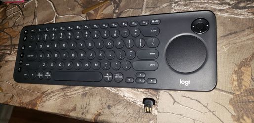 Wireless keyboard for smart tv