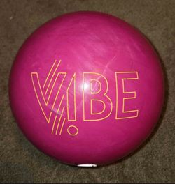 Hammer bubblegum Vibe bowling ball