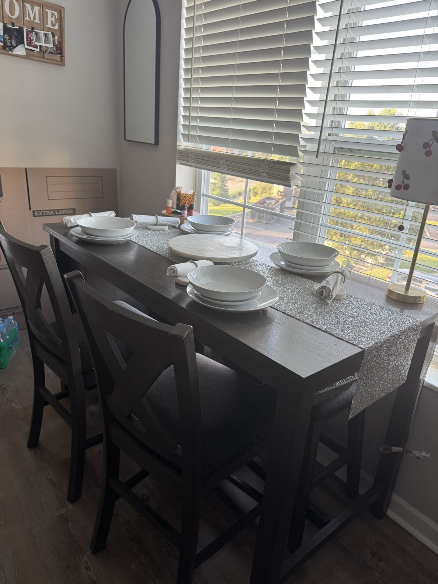 Dinning Table
