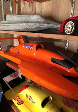 Miss Vegas Deuce RC Boat Gas Powered