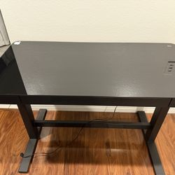 Tresanti Adjustable Desk