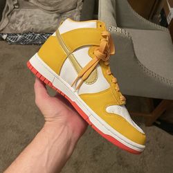 Women’s Nike Dunk high 7.5 (New)have receipt