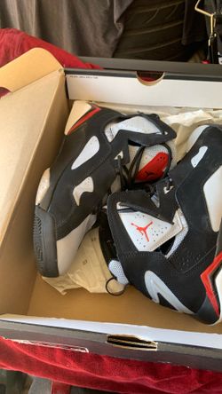 JORDAN TRUE FLIGHT SIZE 9.5
