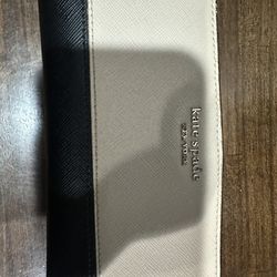 Kate Spade- Wallet 